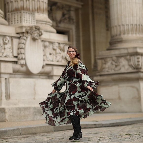 Meet your Posher, Chloe's Closet! - Picture 6 of 11